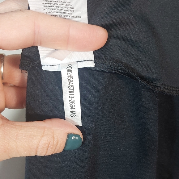 Like NEW!! Lyssé Veva Cropped Vegan Leather Pants Brown Size XS - Picture 13 of 16